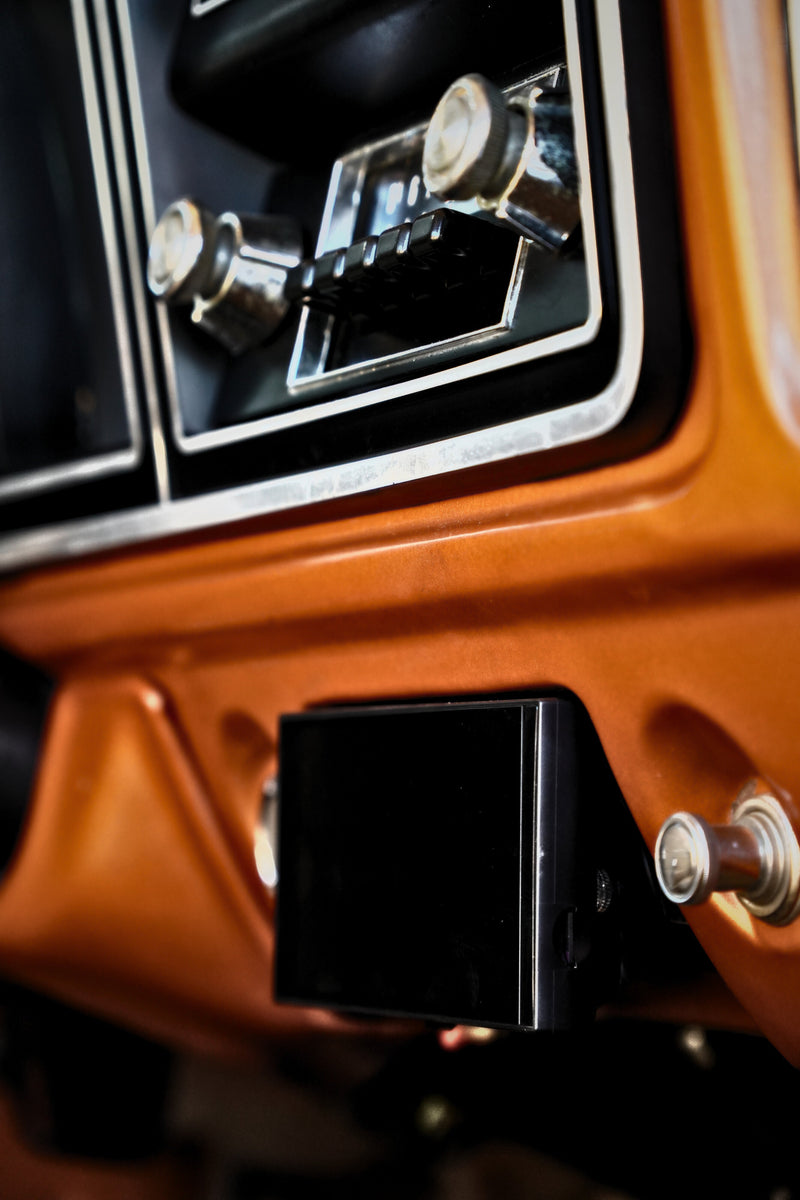 How to Add Modern Accessories to Vintage Trucks Without Losing Their Classic Style